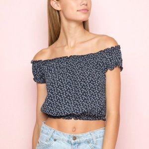 Brandy Melville off the shoulder top